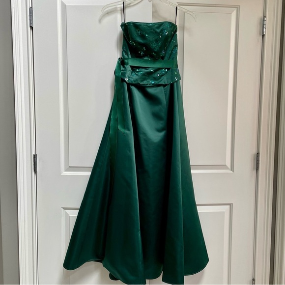 Vintage 90's Jessica McClintock for Gunne Sax Green Strapless Gown - Size 5/6 - Picture 1 of 13